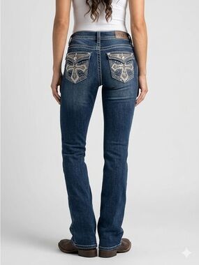 T&Y Fashion Jeans Size 9/10 Bootcut Blue Denim Embellished Pockets Y2K